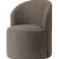 Cozy Living´s Stol Effie är klädd i ett högkvalitativt bouclé tyg vilket ger loungestolen sin unika struktur och sköna yta. Välj mellan enfärgad elegans eller den moderiktigt randiga. Färg: White Mått: B66 D67,5 H82,5 cm Sitthöjd: 46 cm Sittdjup: 52 cm Stoppning: Polyuretanskum Martindale: 79000